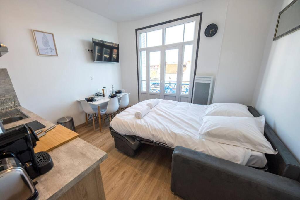 Le Sequoia Appart' Pour 4 Au Coeur De Ville Vichy Esterno foto